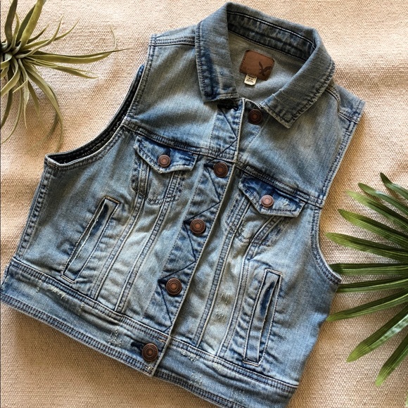 American Eagle Outfitters Tops - American Eagle Outfitters Light Wash Denim Vest